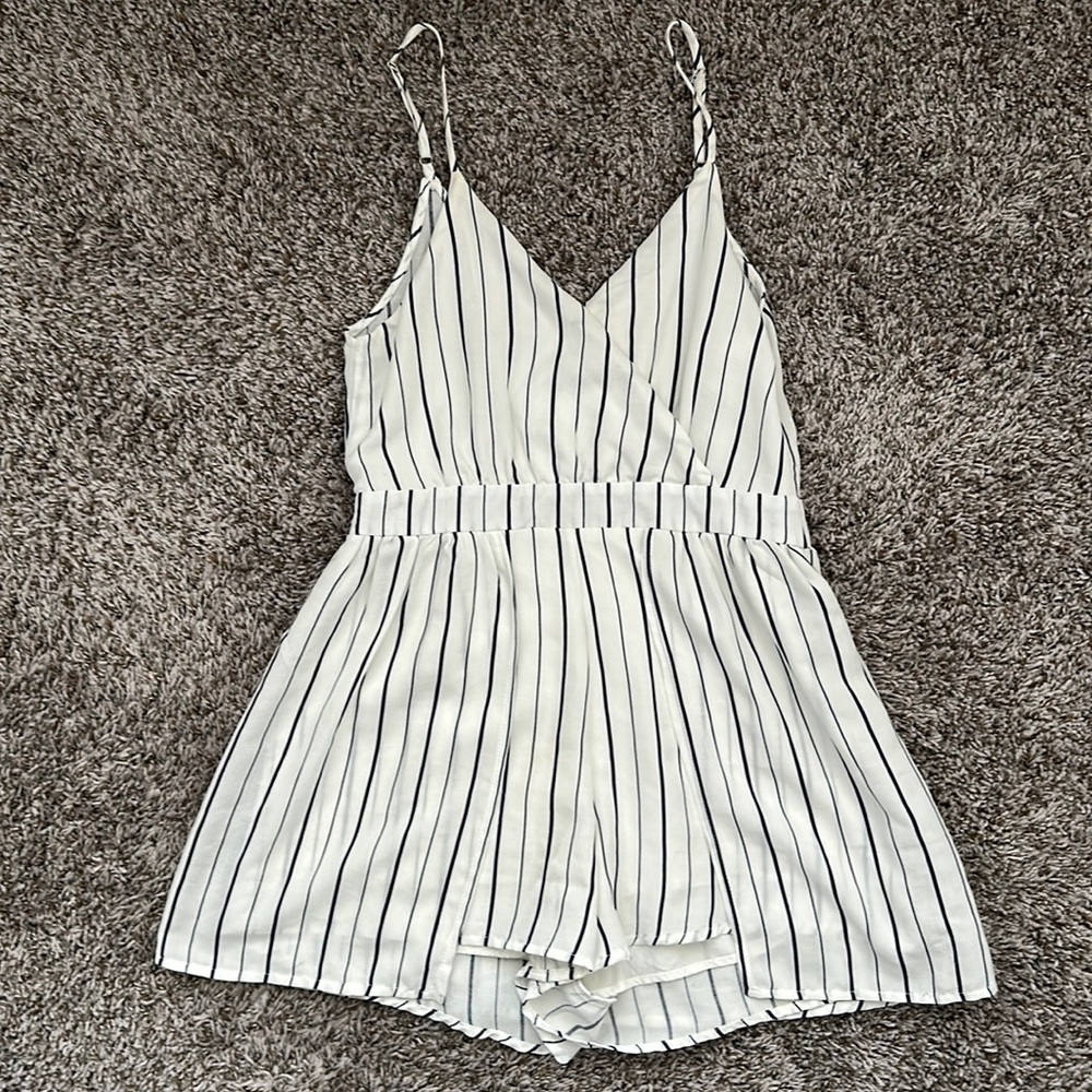 Jumpsuit - Picture 2 of 5
